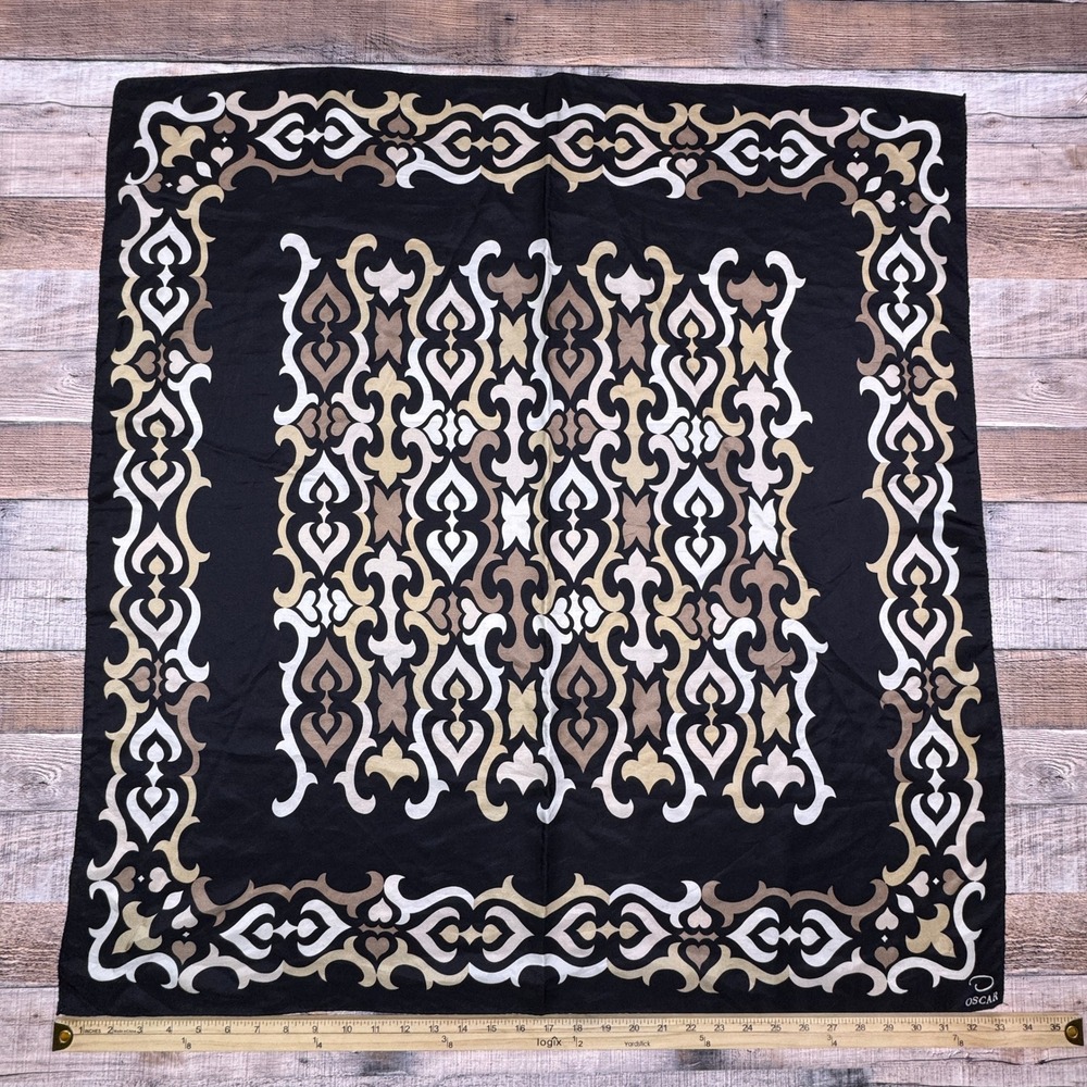 Oscar de la Renta Women Scarf Damask Scroll‎ Black Beige White Square Large